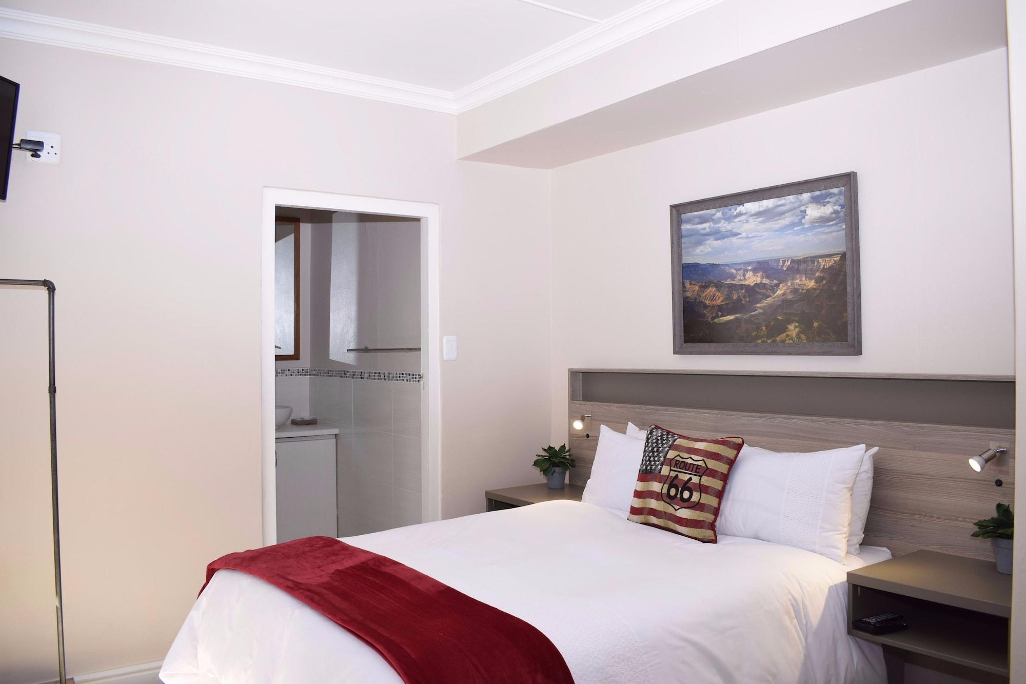 Outeniqua Inn Джордж Екстериор снимка