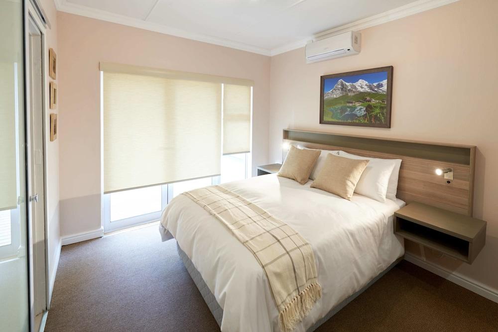 Outeniqua Inn Джордж Екстериор снимка