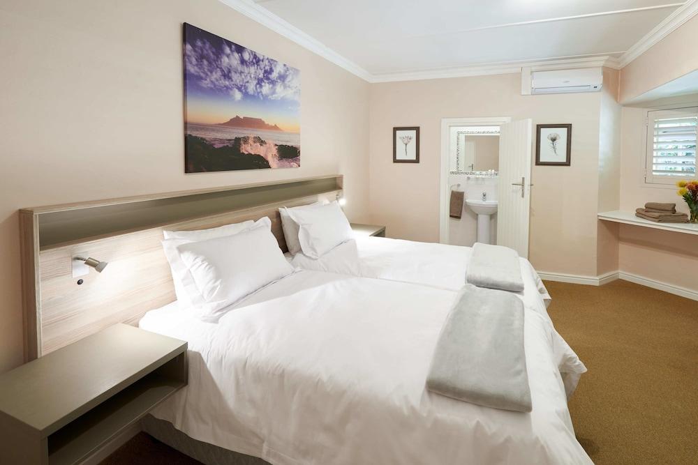 Outeniqua Inn Джордж Екстериор снимка
