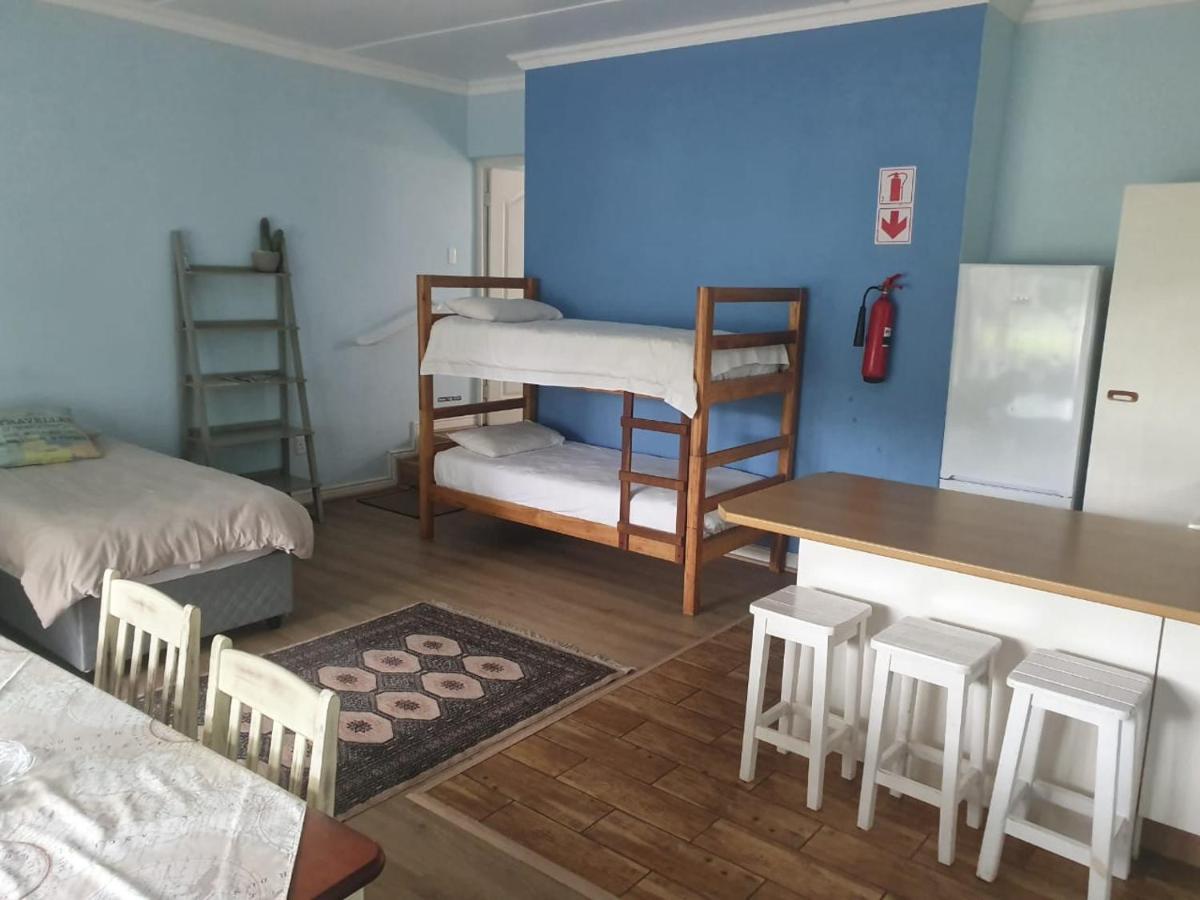 Outeniqua Inn Джордж Екстериор снимка