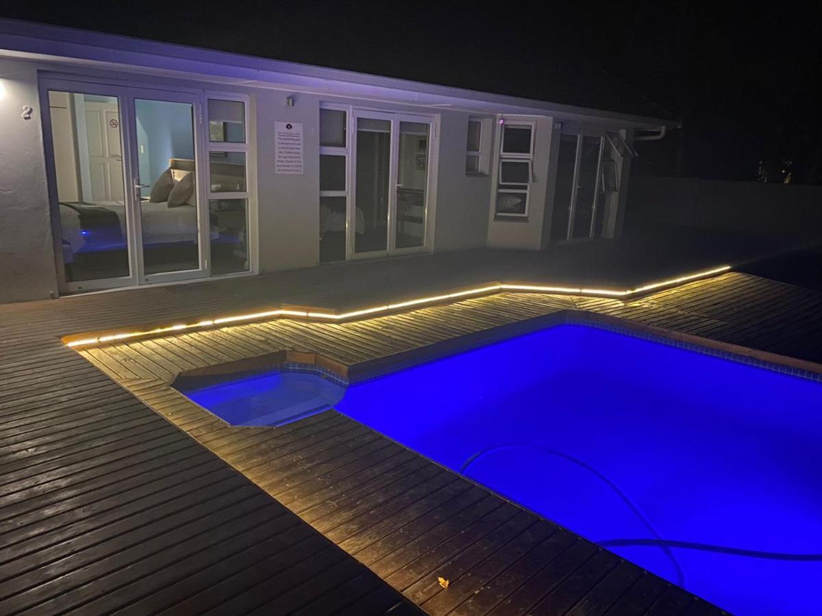 Outeniqua Inn Джордж Екстериор снимка